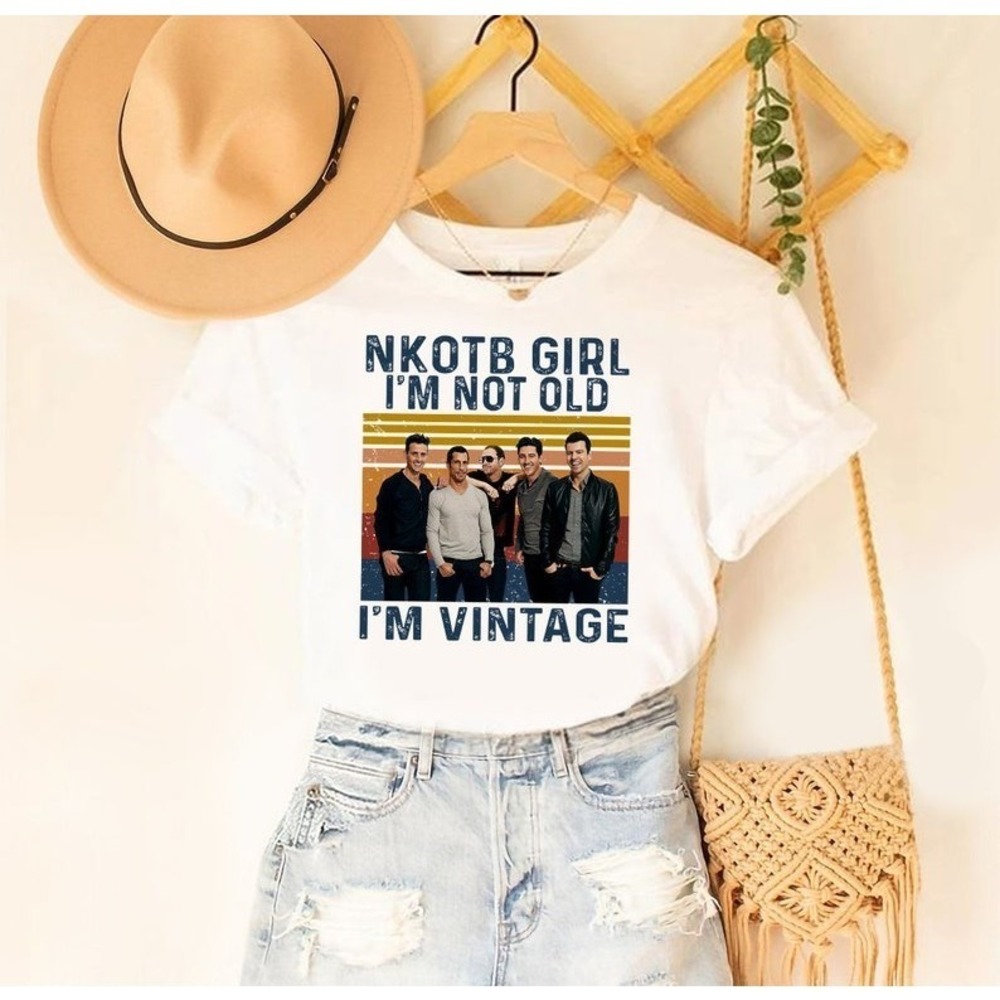I'm Not Old I'm Vintage T-Shirt, NKOTB Concert Tshirt